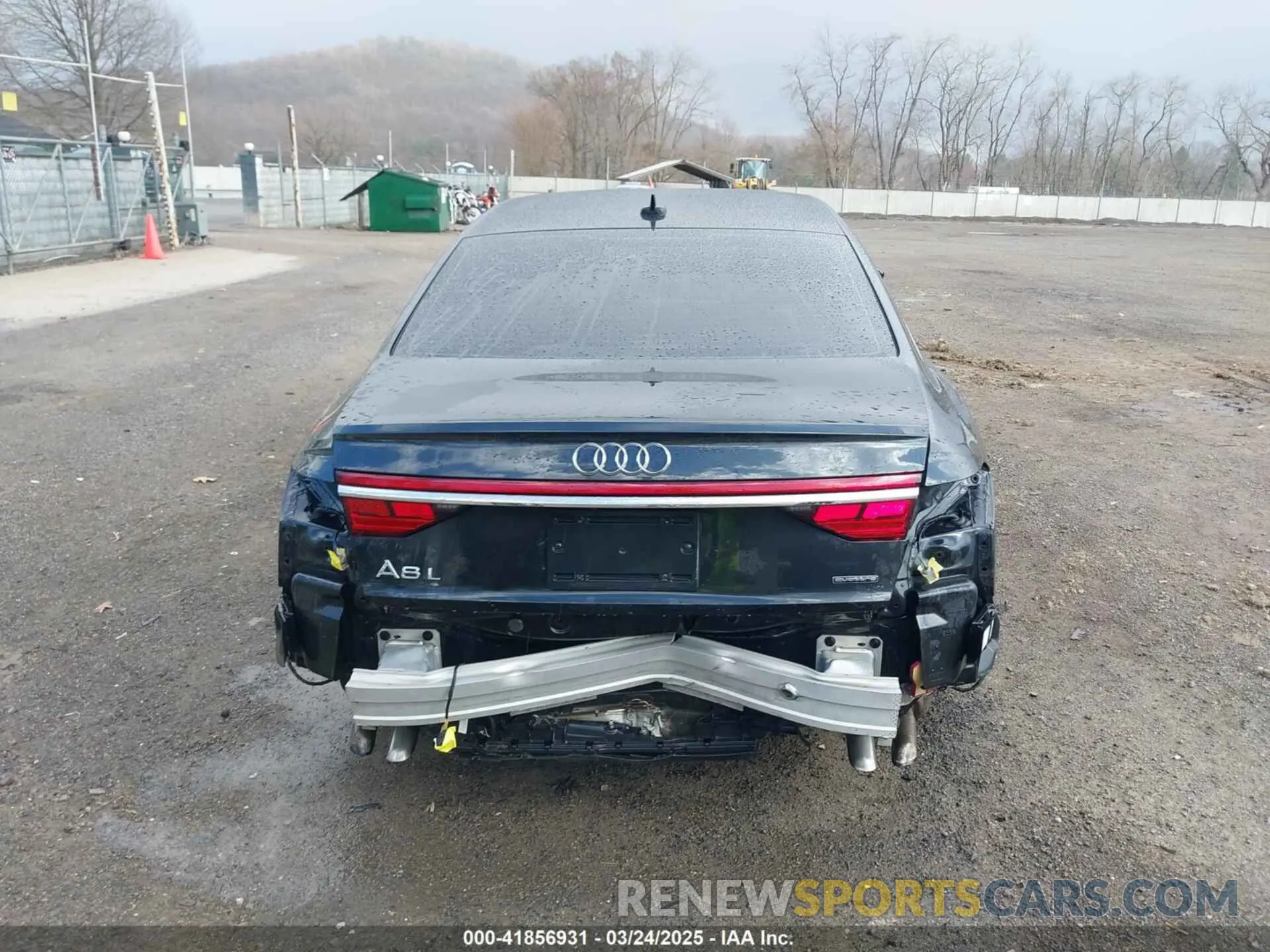 17 Фотография поврежденного автомобиля WAU8DAF84KN019115 AUDI A8 L 2019