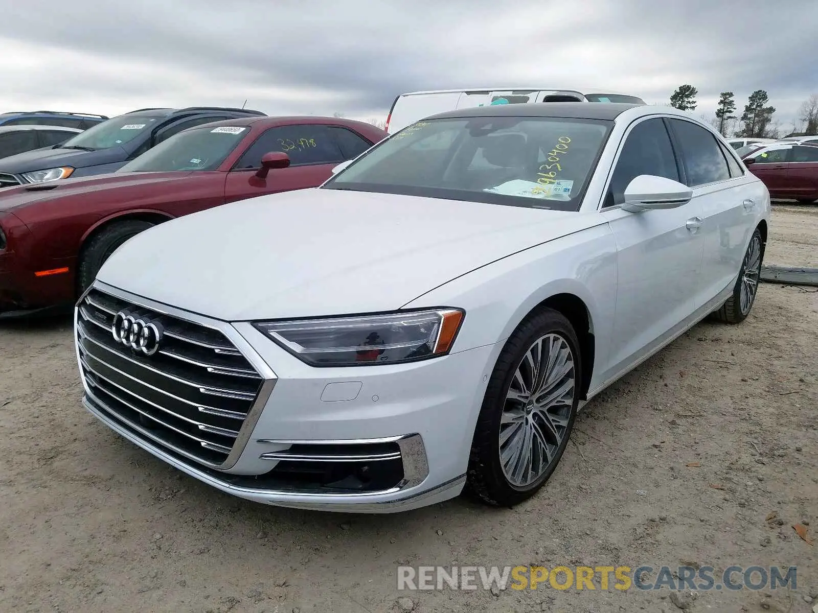 2 Photograph of a damaged car WAU8DAF88KN007226 AUDI A8 L 2019