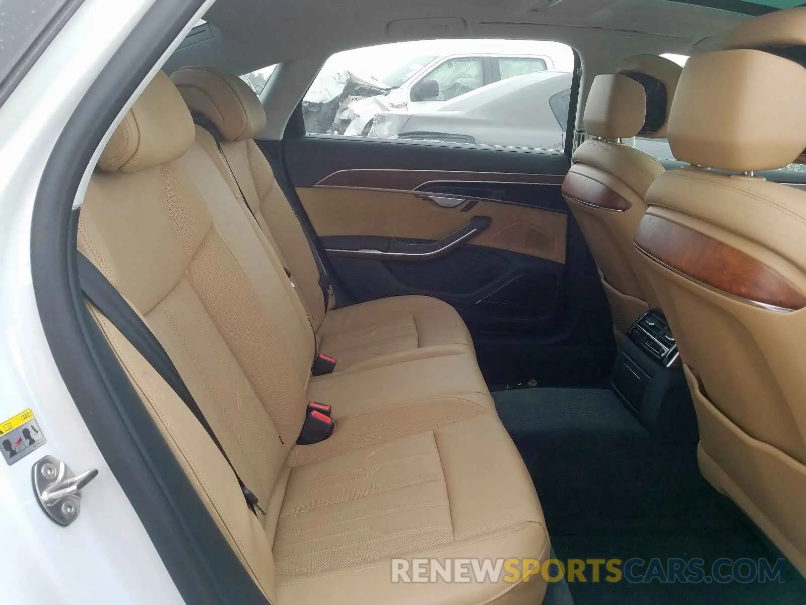 6 Photograph of a damaged car WAU8DAF88KN007226 AUDI A8 L 2019