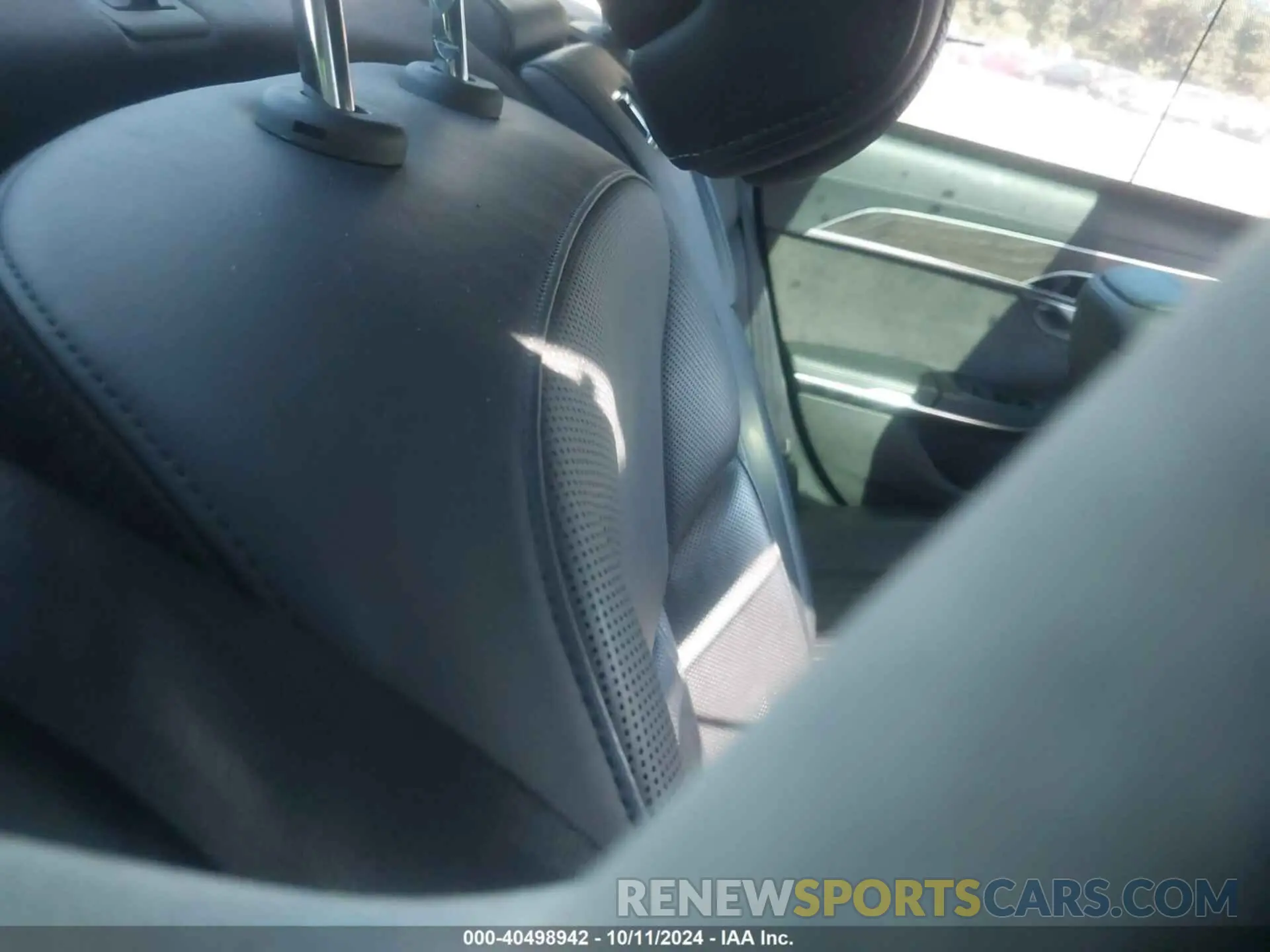 8 Photograph of a damaged car WAU8DAF89KN002701 AUDI A8 L 2019
