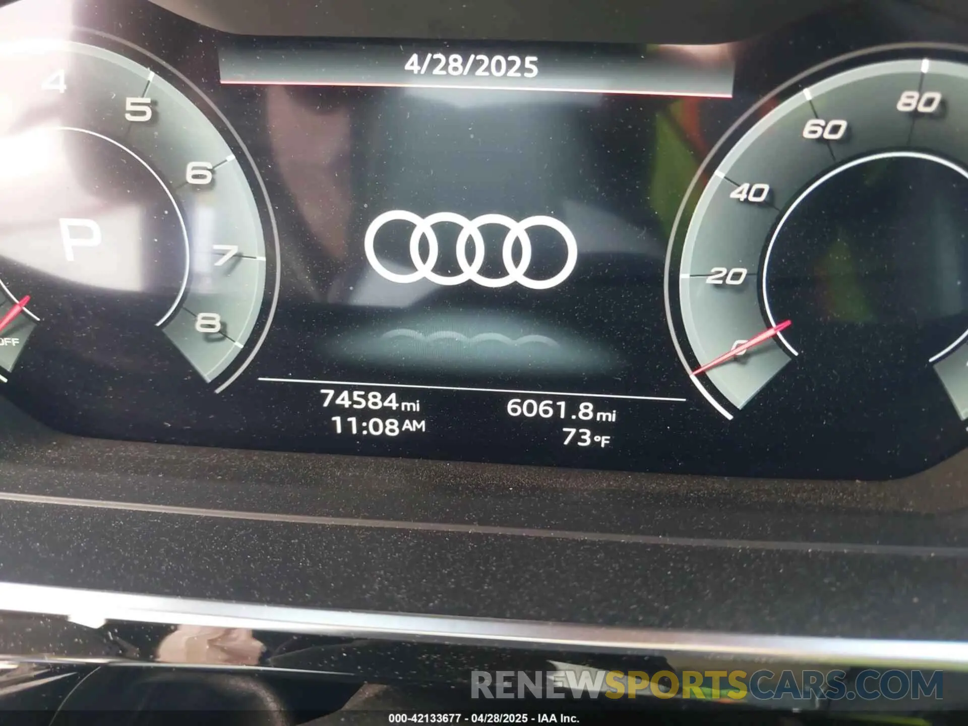7 Фотография поврежденного автомобиля WAU8DAF80MN016795 AUDI A8 L 2021