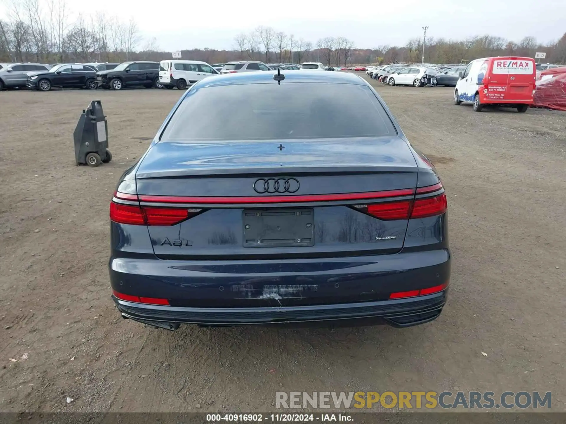 16 Photograph of a damaged car WAU8DAF83MN021263 AUDI A8 L 2021