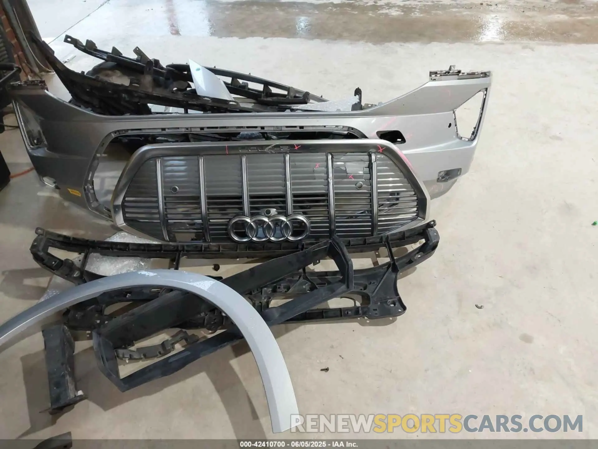 12 Photograph of a damaged car WA1LAAGE2KB009527 AUDI E-TRON 2019