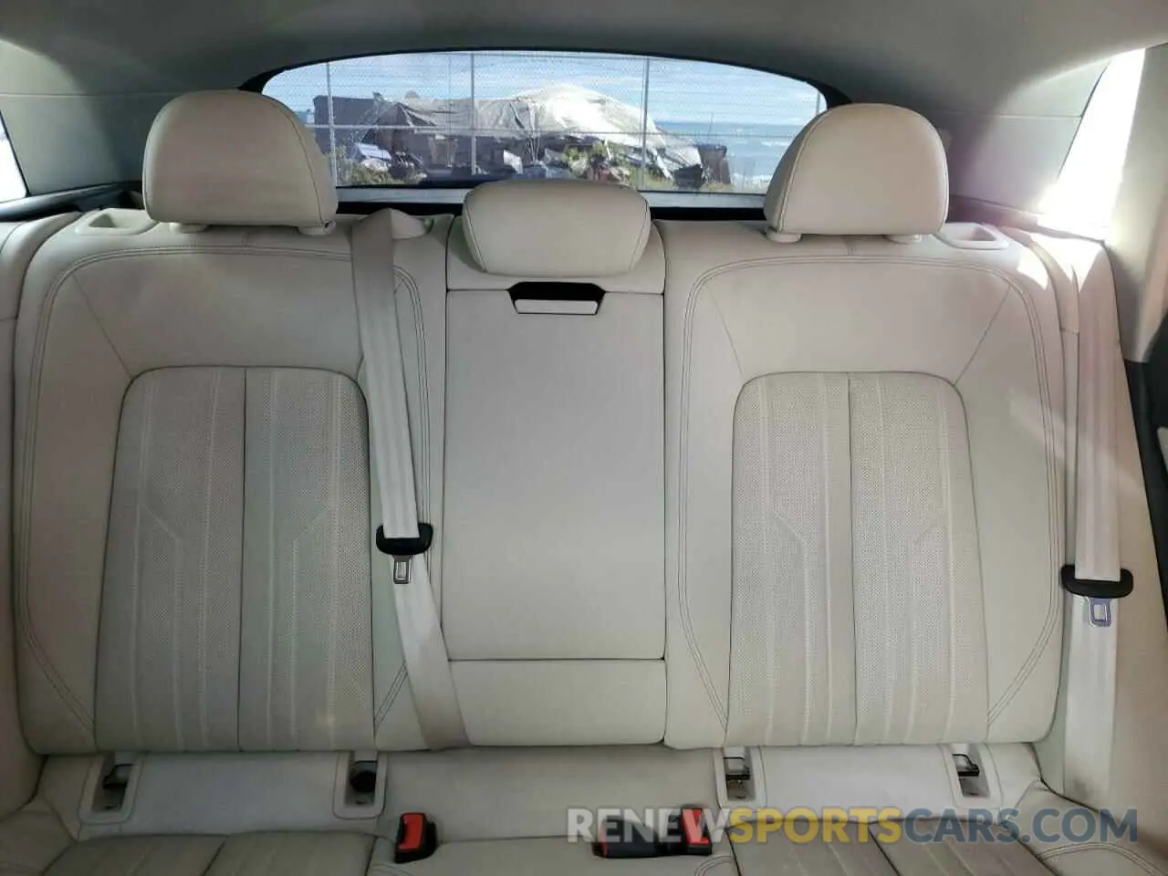 10 Photograph of a damaged car WA1LAAGE3KB008886 AUDI E-TRON 2019