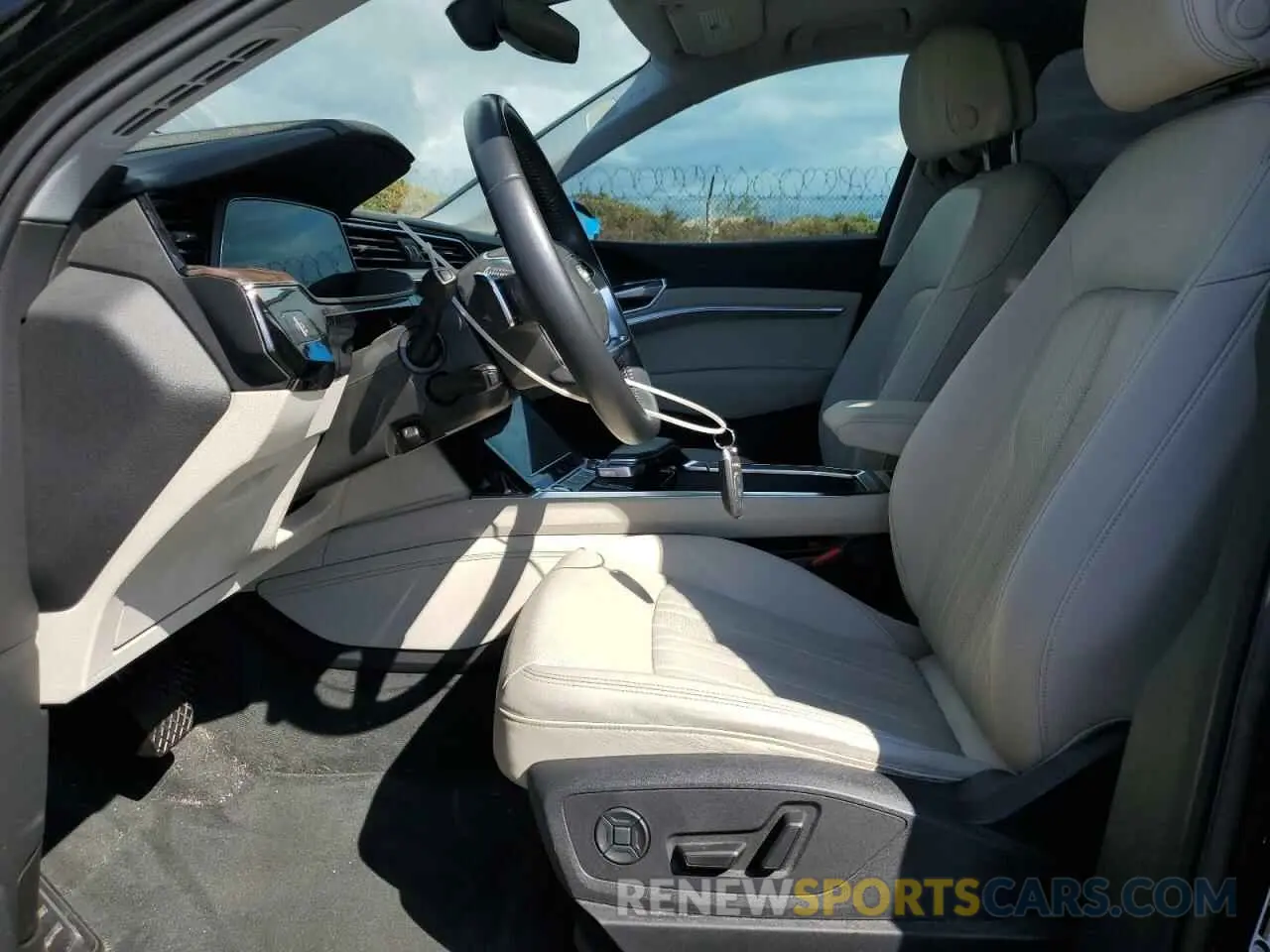 7 Photograph of a damaged car WA1LAAGE3KB008886 AUDI E-TRON 2019