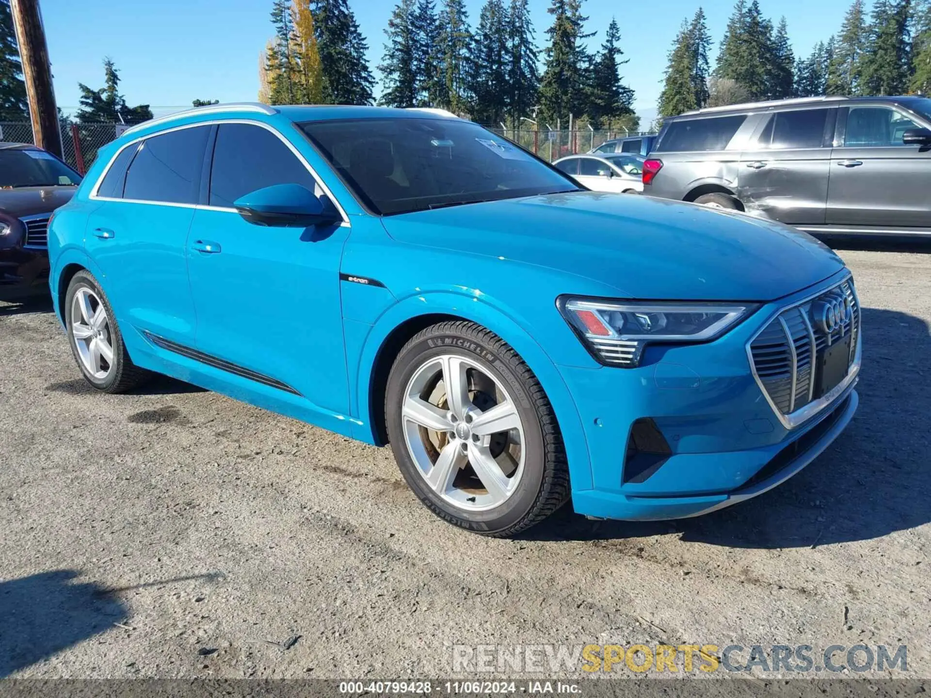 1 Фотография поврежденного автомобиля WA1LAAGE5KB005407 AUDI E-TRON 2019
