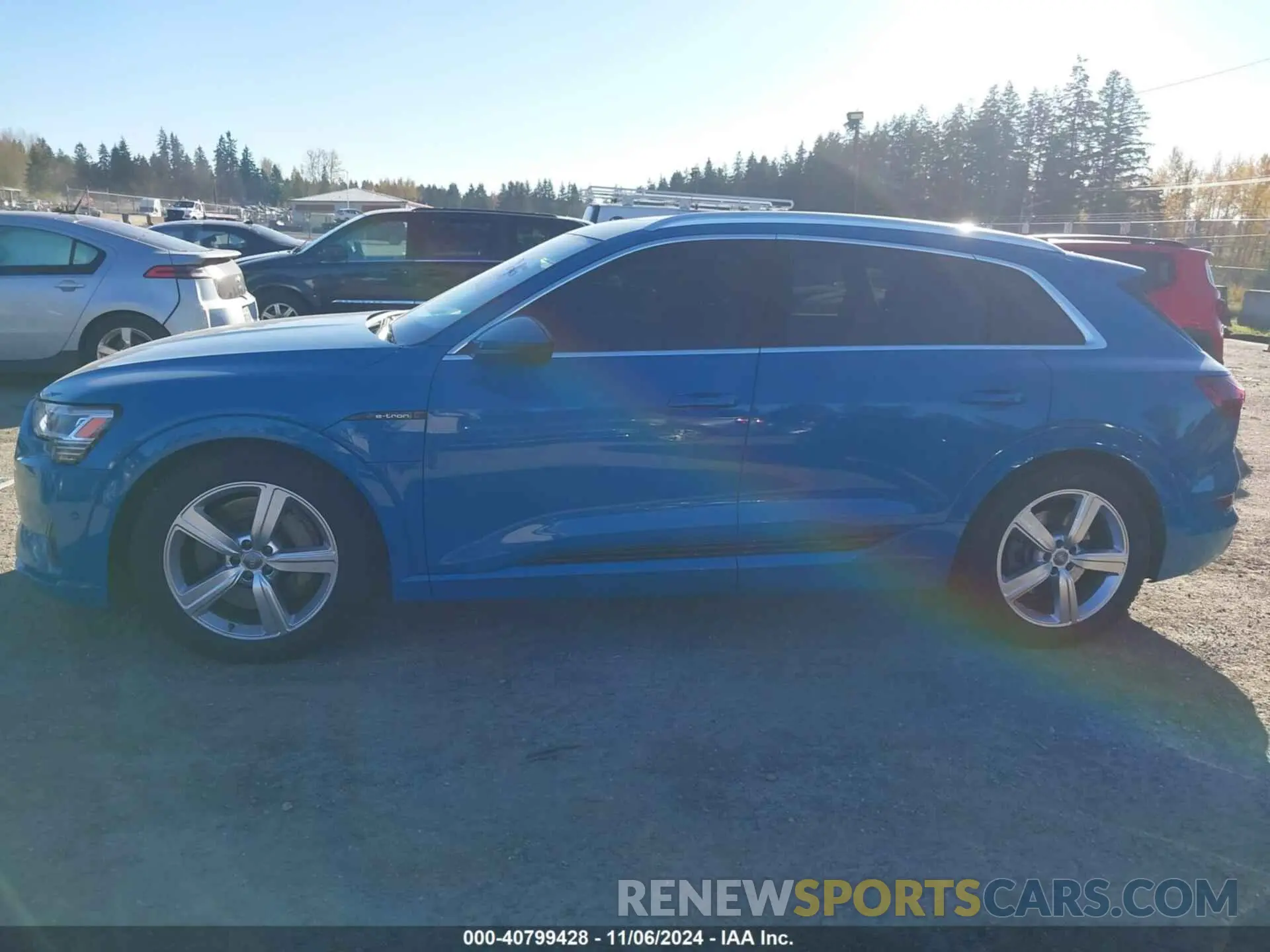 14 Фотография поврежденного автомобиля WA1LAAGE5KB005407 AUDI E-TRON 2019