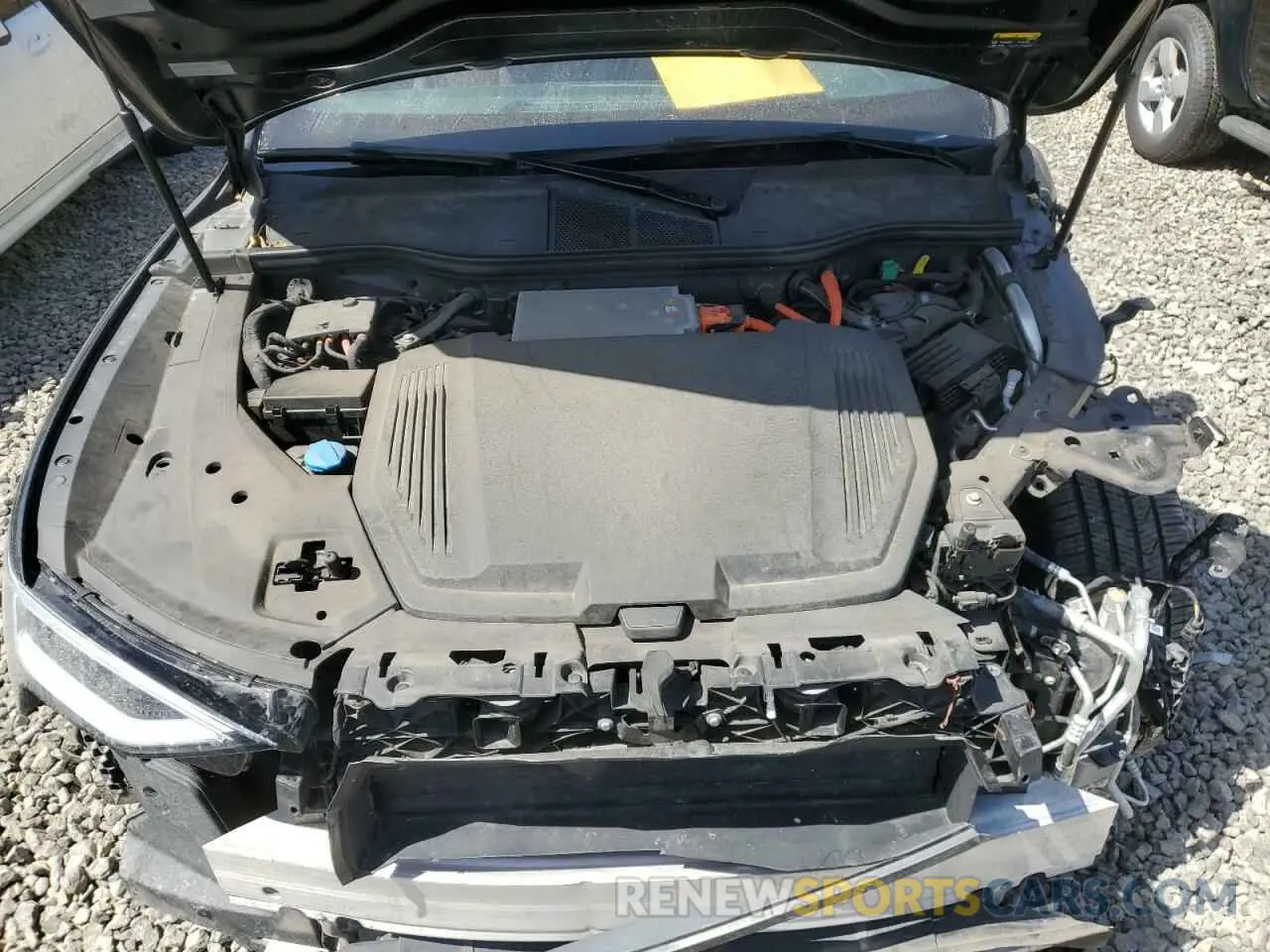 12 Фотография поврежденного автомобиля WA1LAAGE5KB014477 AUDI E-TRON 2019