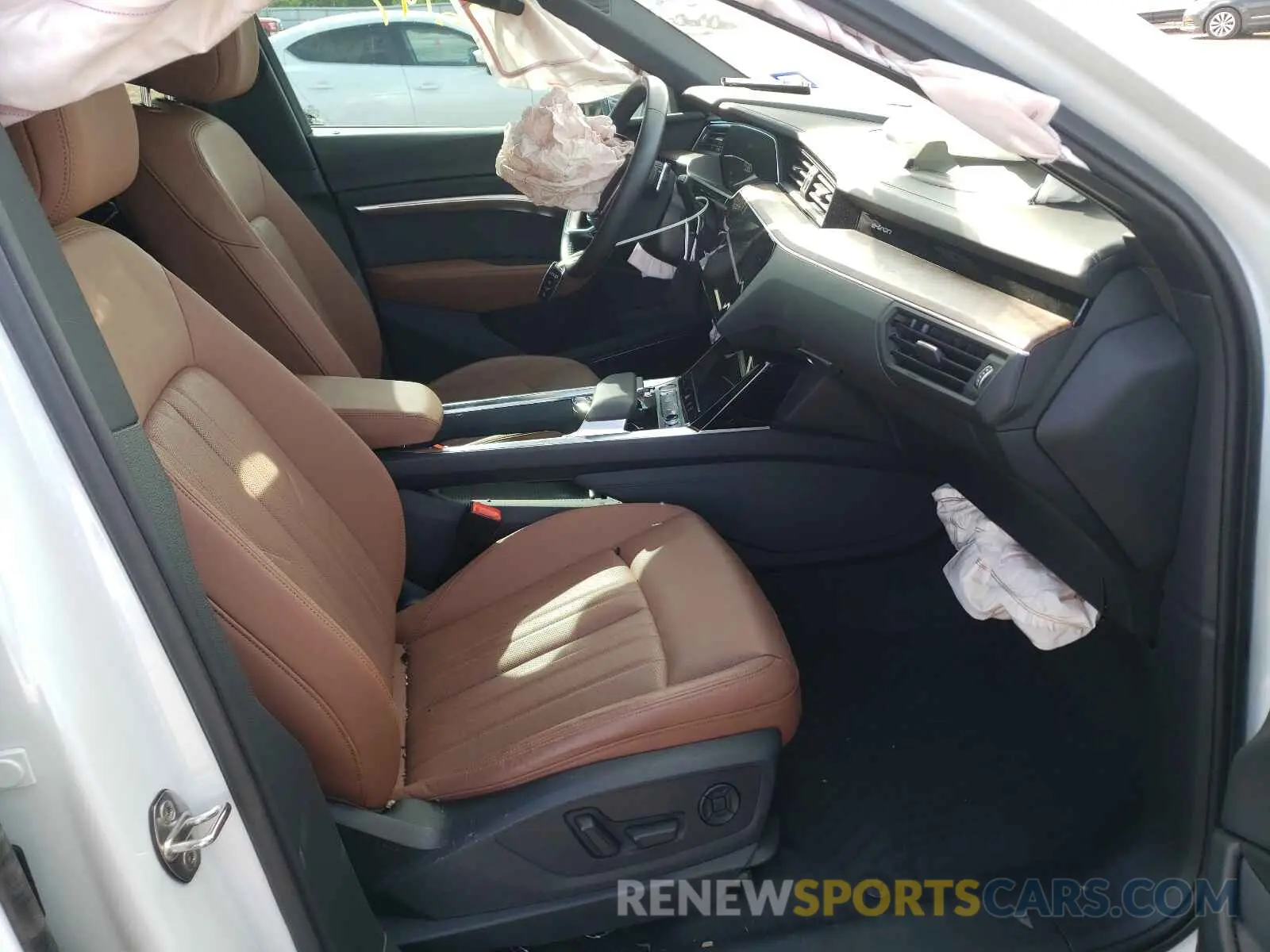5 Photograph of a damaged car WA1LAAGE7KB011659 AUDI E-TRON 2019