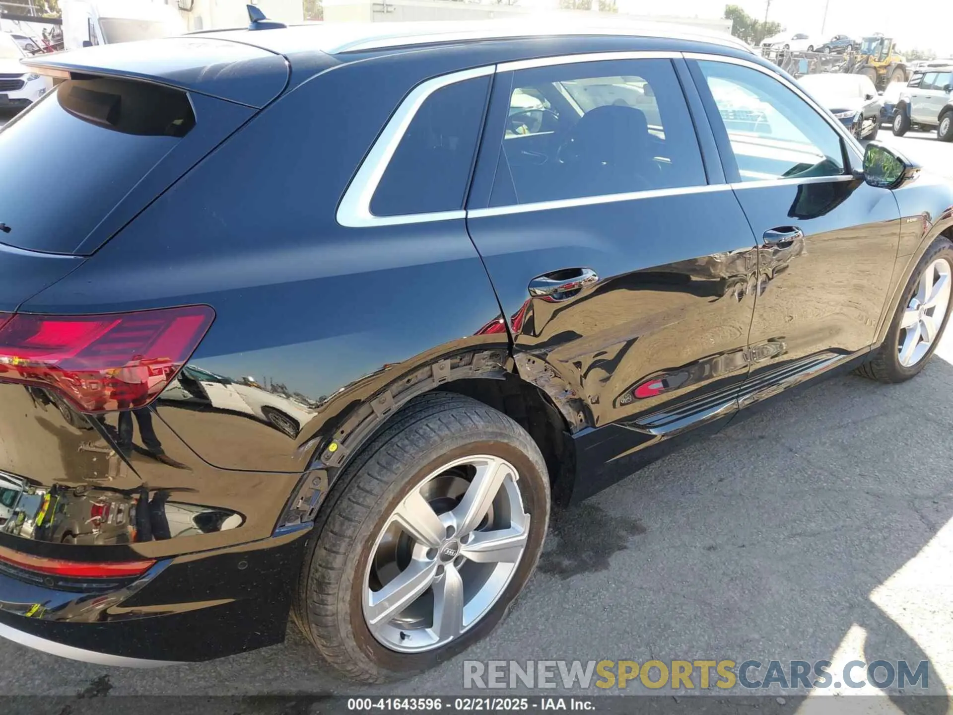 6 Photograph of a damaged car WA1LAAGE9KB021724 AUDI E-TRON 2019