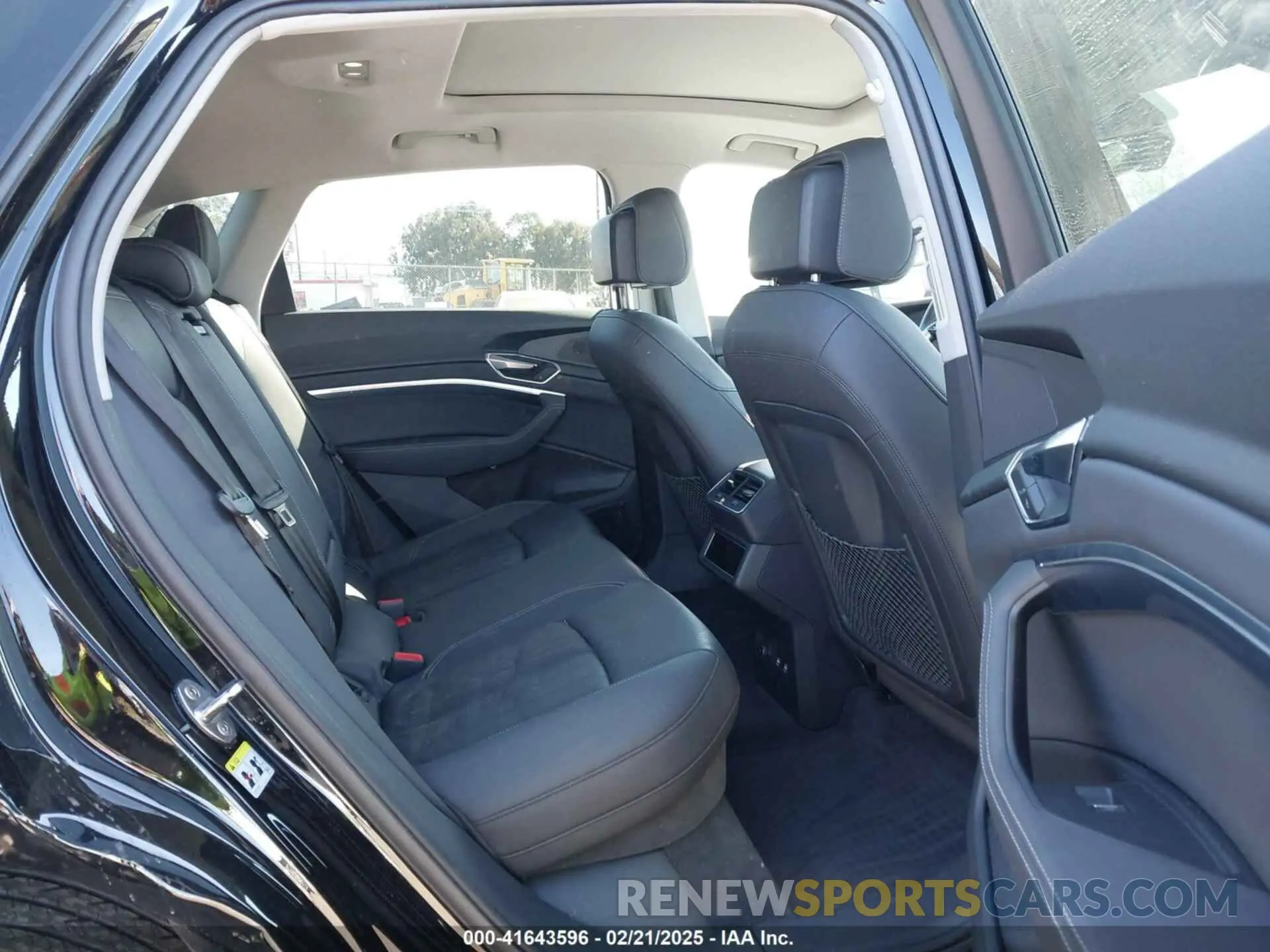 8 Photograph of a damaged car WA1LAAGE9KB021724 AUDI E-TRON 2019