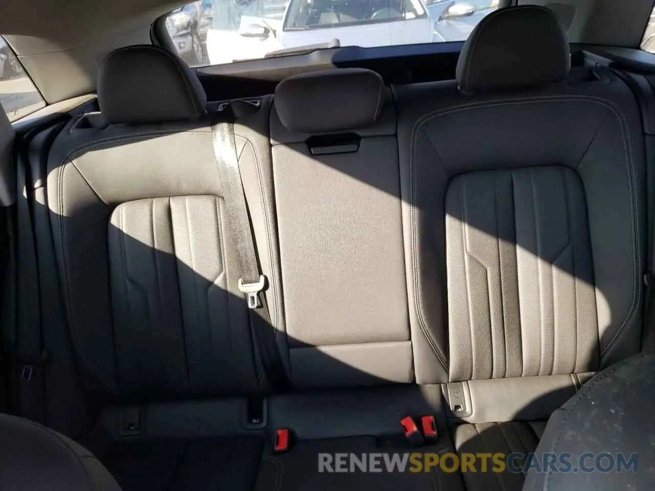 10 Фотография поврежденного автомобиля WA1LAAGEXKB011980 AUDI E-TRON 2019