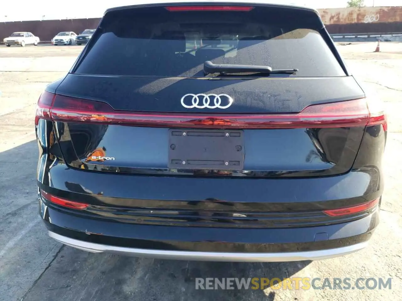 6 Фотография поврежденного автомобиля WA1LAAGEXKB011980 AUDI E-TRON 2019