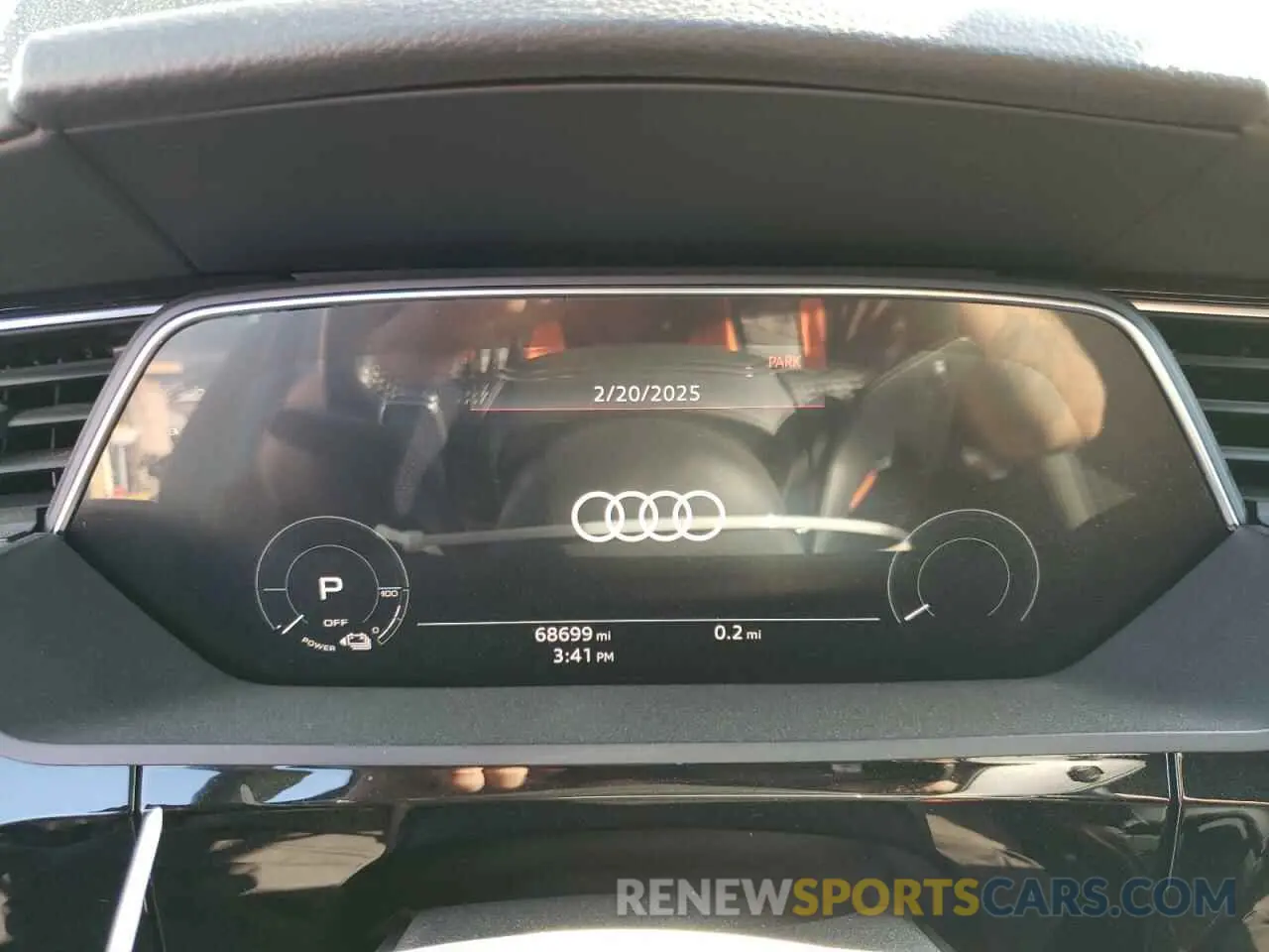 9 Фотография поврежденного автомобиля WA1LAAGEXKB011980 AUDI E-TRON 2019