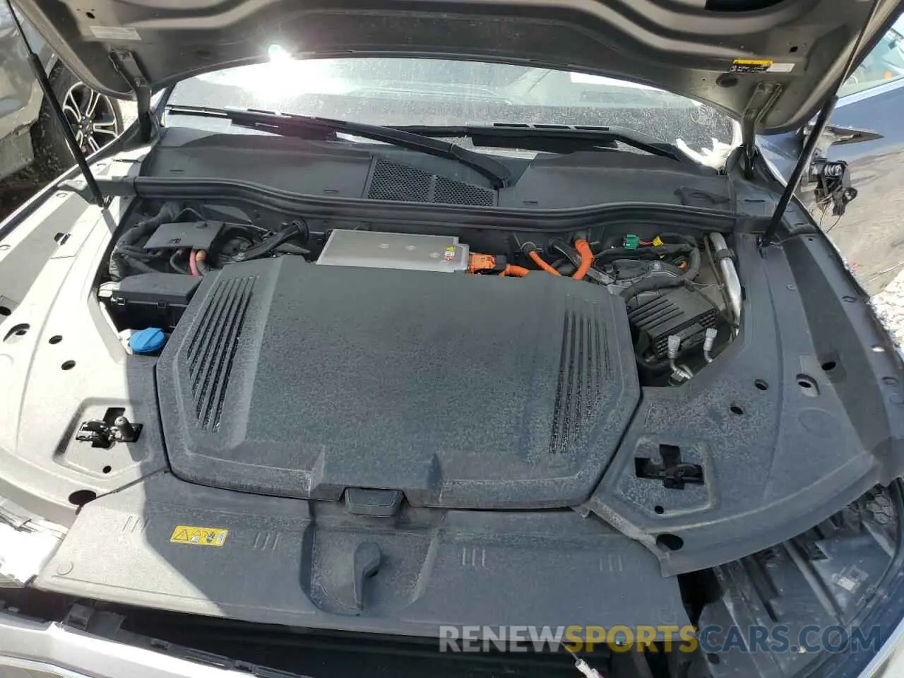 12 Photograph of a damaged car WA1LABGE1KB011825 AUDI E-TRON 2019