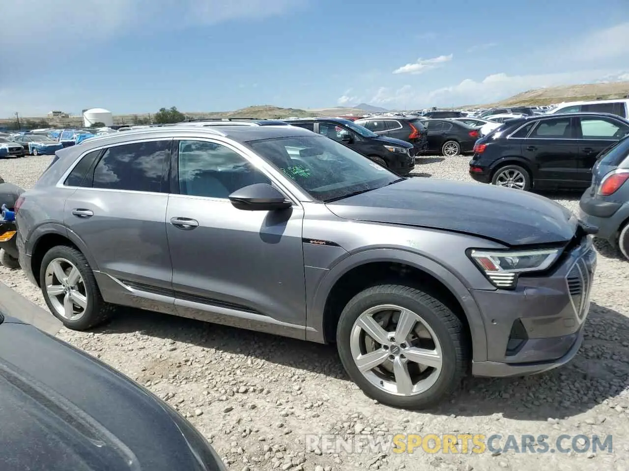 4 Photograph of a damaged car WA1LABGE1KB011825 AUDI E-TRON 2019