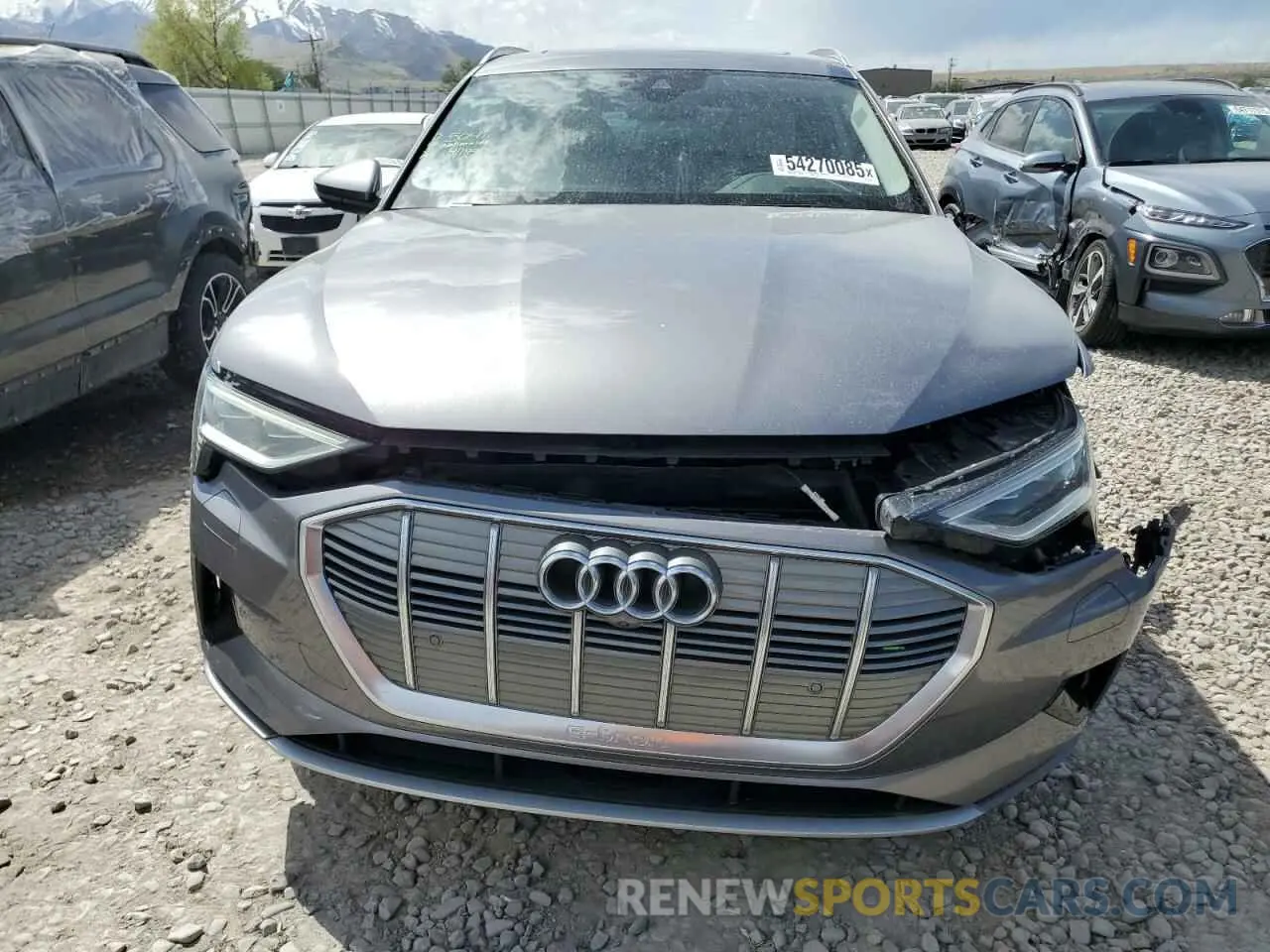 5 Photograph of a damaged car WA1LABGE1KB011825 AUDI E-TRON 2019