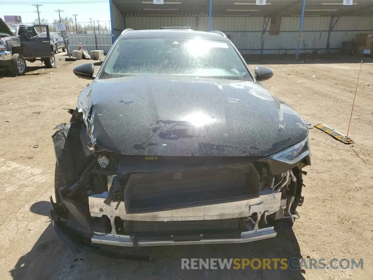 5 Photograph of a damaged car WA1LABGE6KB014901 AUDI E-TRON 2019