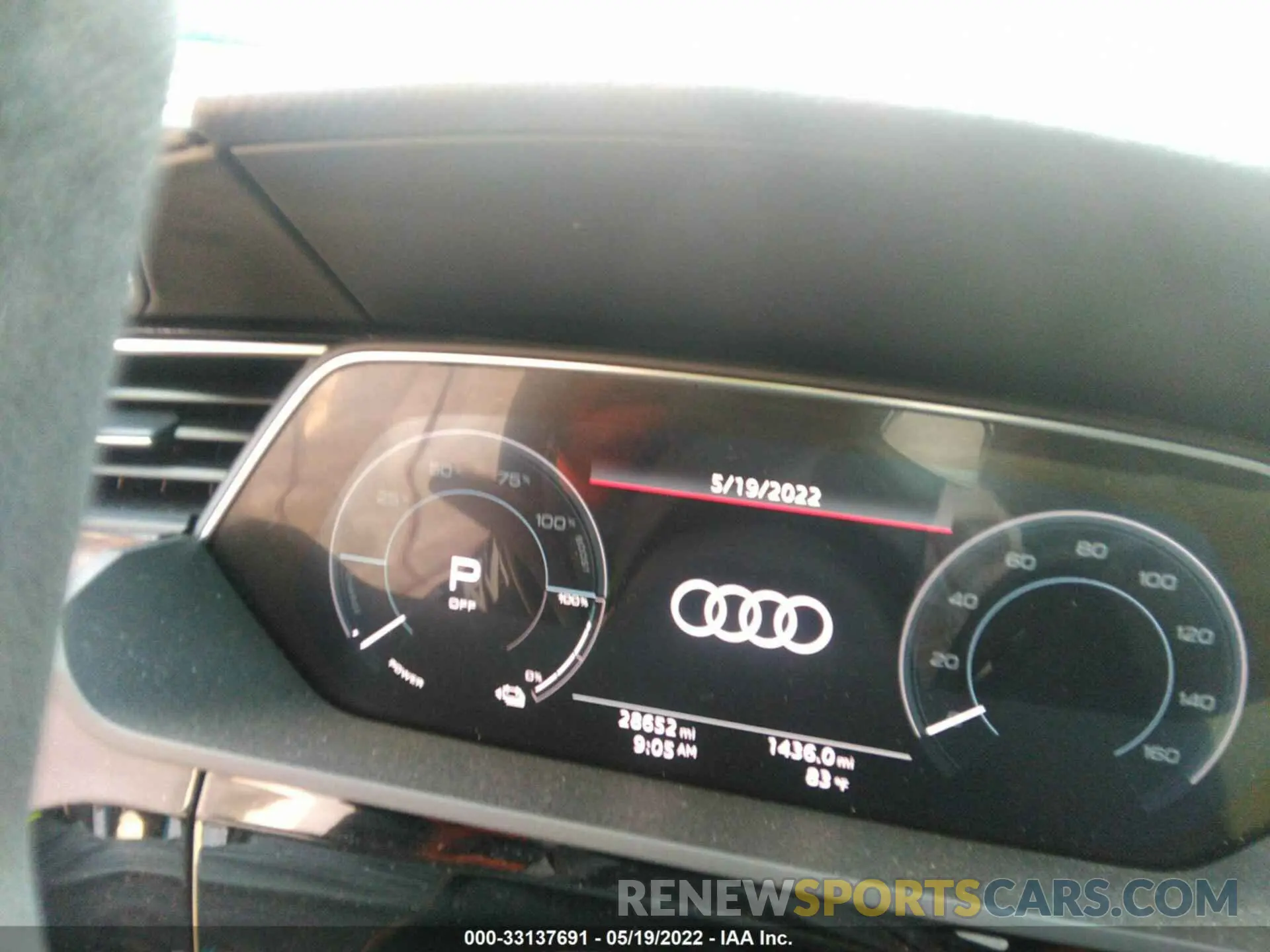 7 Фотография поврежденного автомобиля WA1LABGE6KB015482 AUDI E-TRON 2019