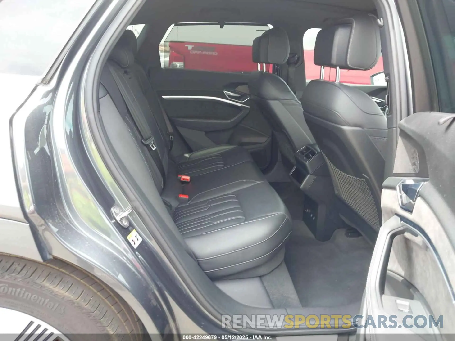 8 Photograph of a damaged car WA1VAAGE2KB008399 AUDI E-TRON 2019