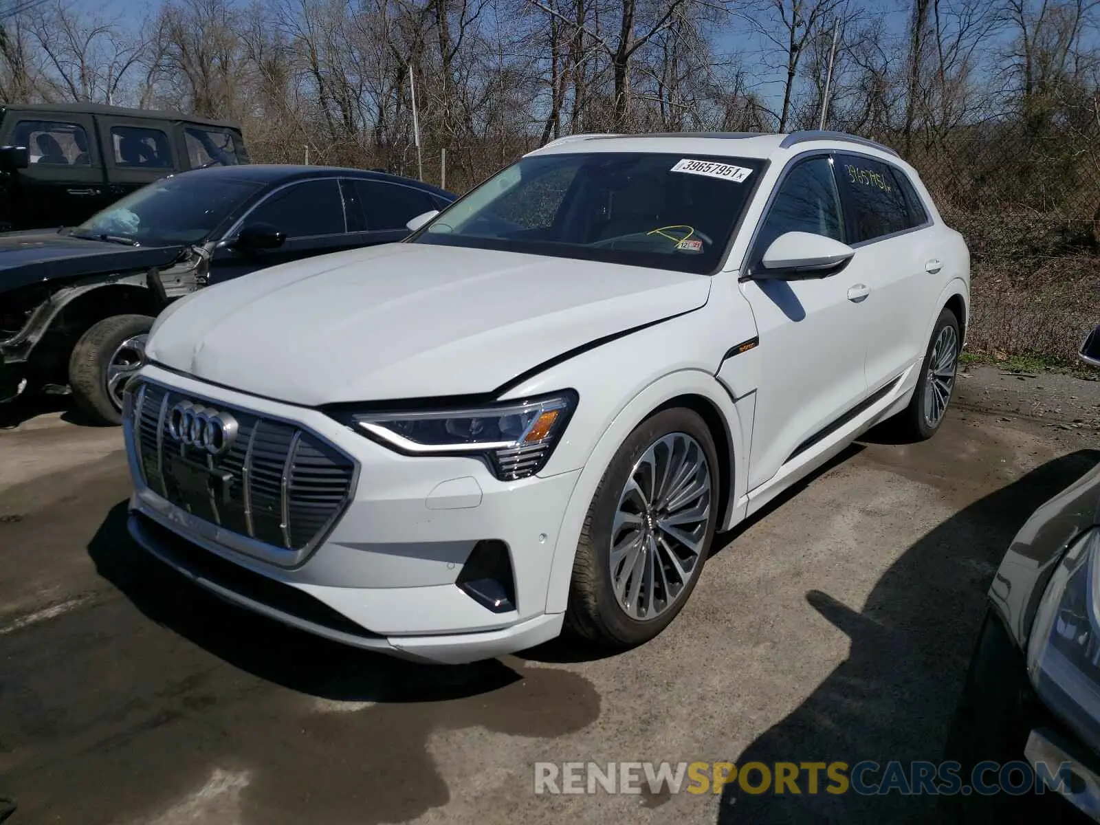 2 Фотография поврежденного автомобиля WA1VAAGE7KB022203 AUDI E-TRON 2019
