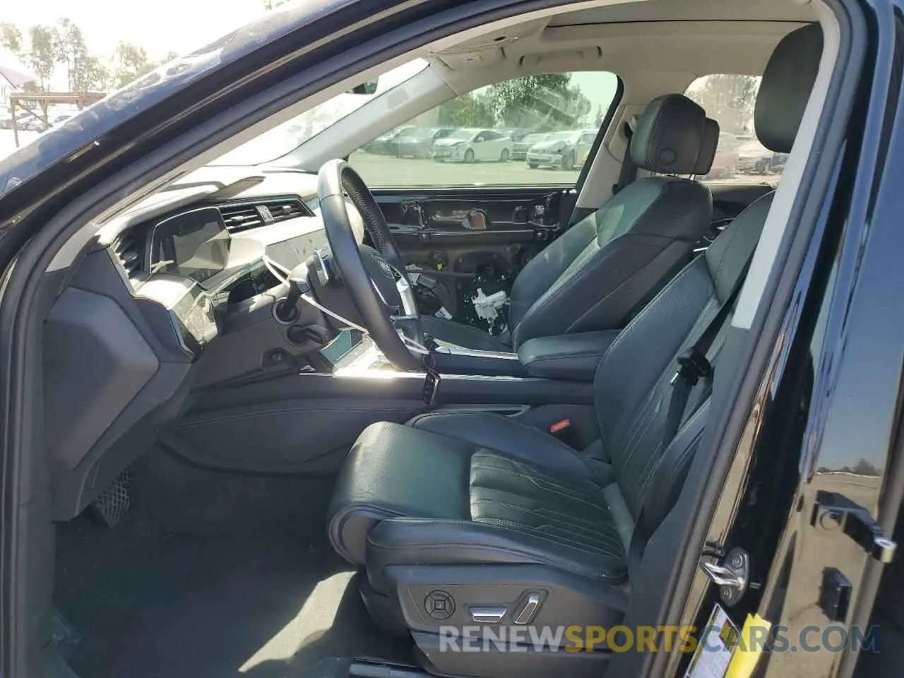 7 Photograph of a damaged car WA1VAAGE8KB022453 AUDI E-TRON 2019