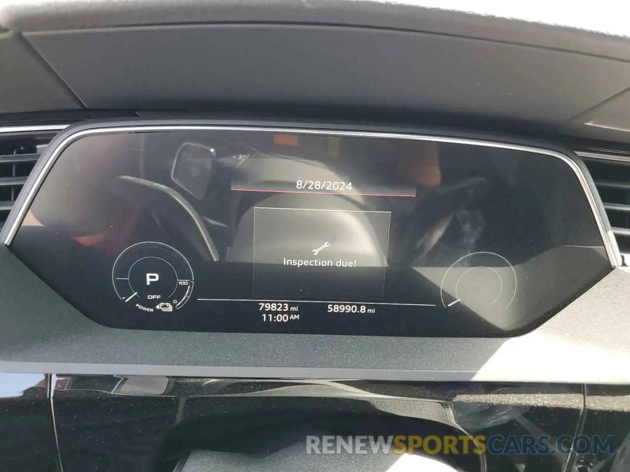 9 Photograph of a damaged car WA1VAAGE8KB022453 AUDI E-TRON 2019