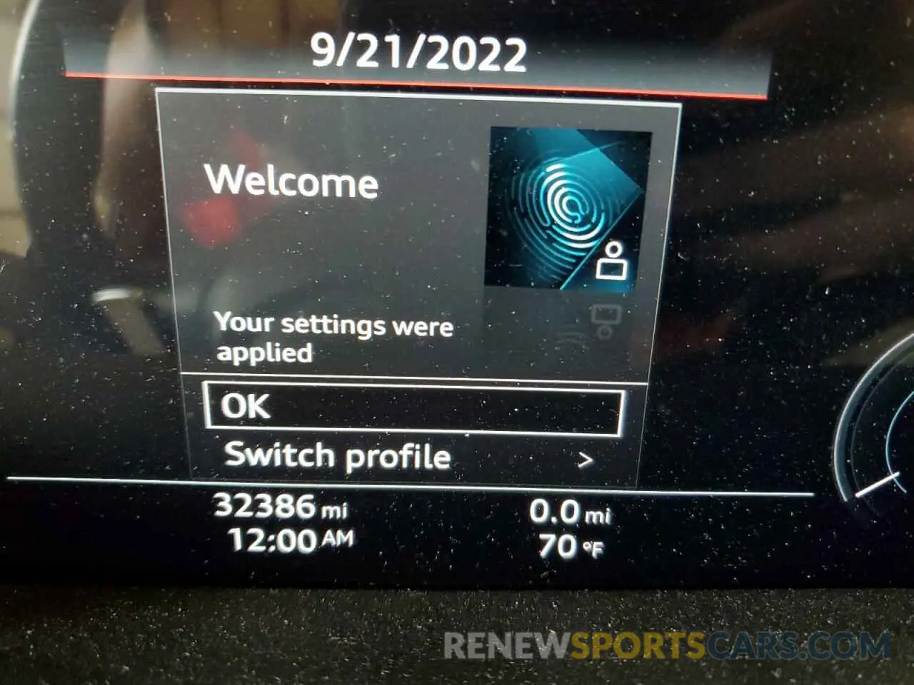 8 Фотография поврежденного автомобиля WA1VAAGE9KB024079 AUDI E-TRON 2019