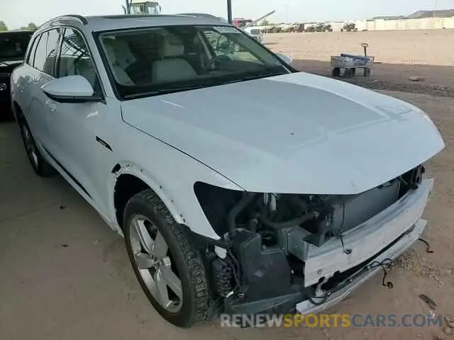 12 Photograph of a damaged car WA1VAAGEXKB014256 AUDI E-TRON 2019