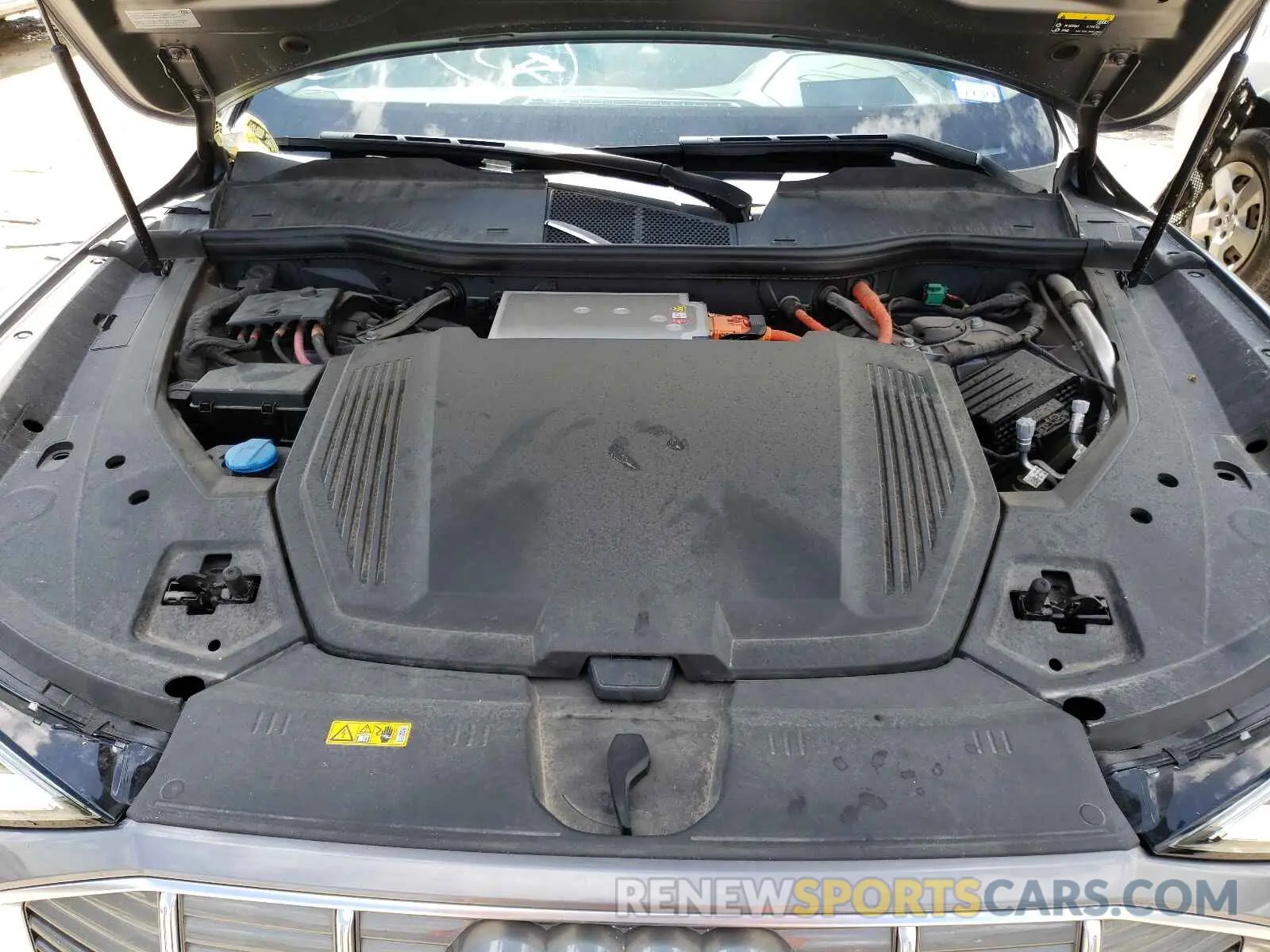 7 Photograph of a damaged car WA1VABGE0KB017754 AUDI E-TRON 2019