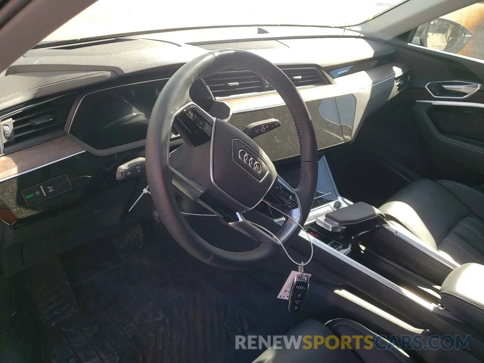 9 Фотография поврежденного автомобиля WA1VABGE0KB024123 AUDI E-TRON 2019