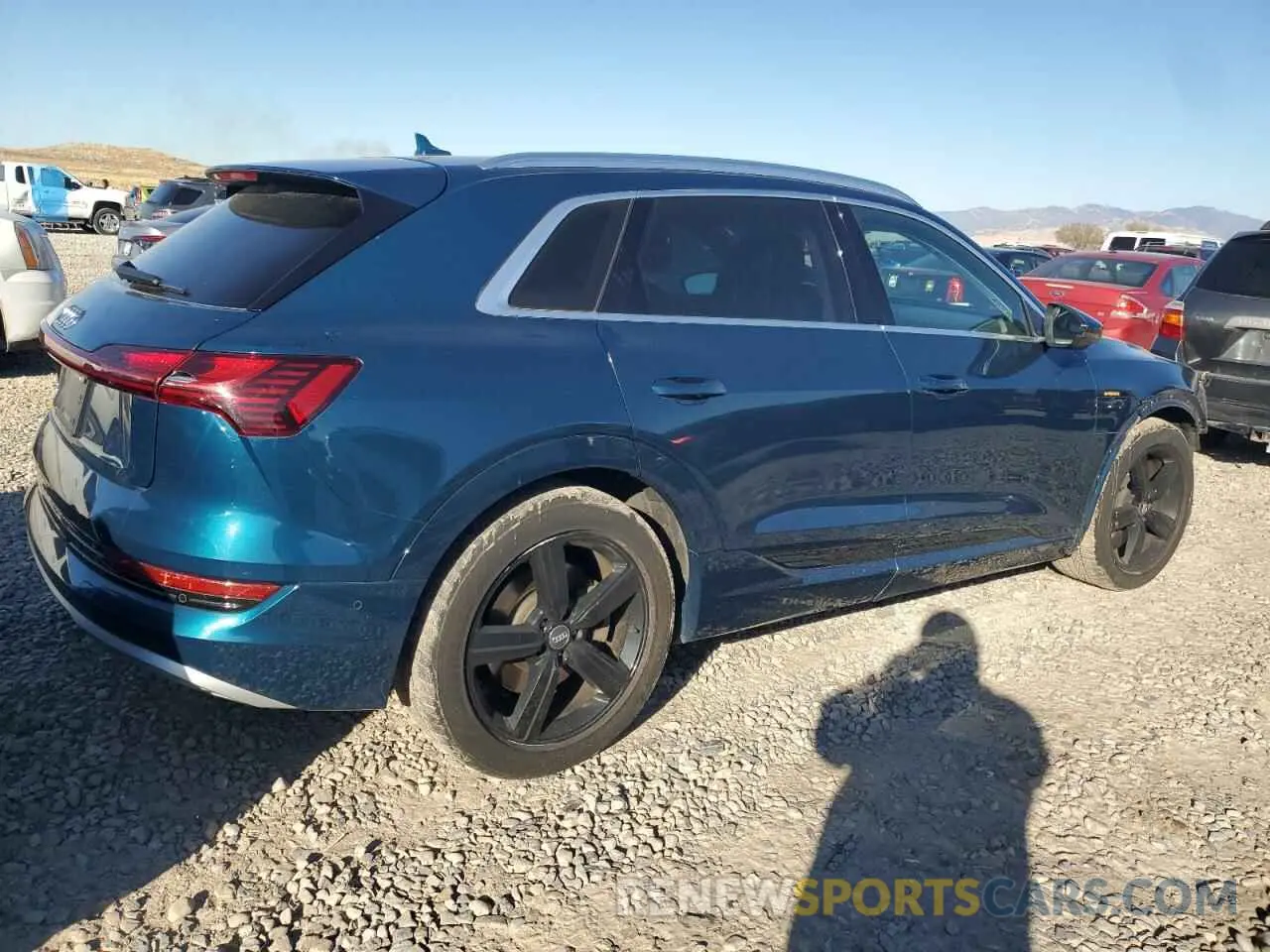 3 Фотография поврежденного автомобиля WA1VABGE3KB017294 AUDI E-TRON 2019