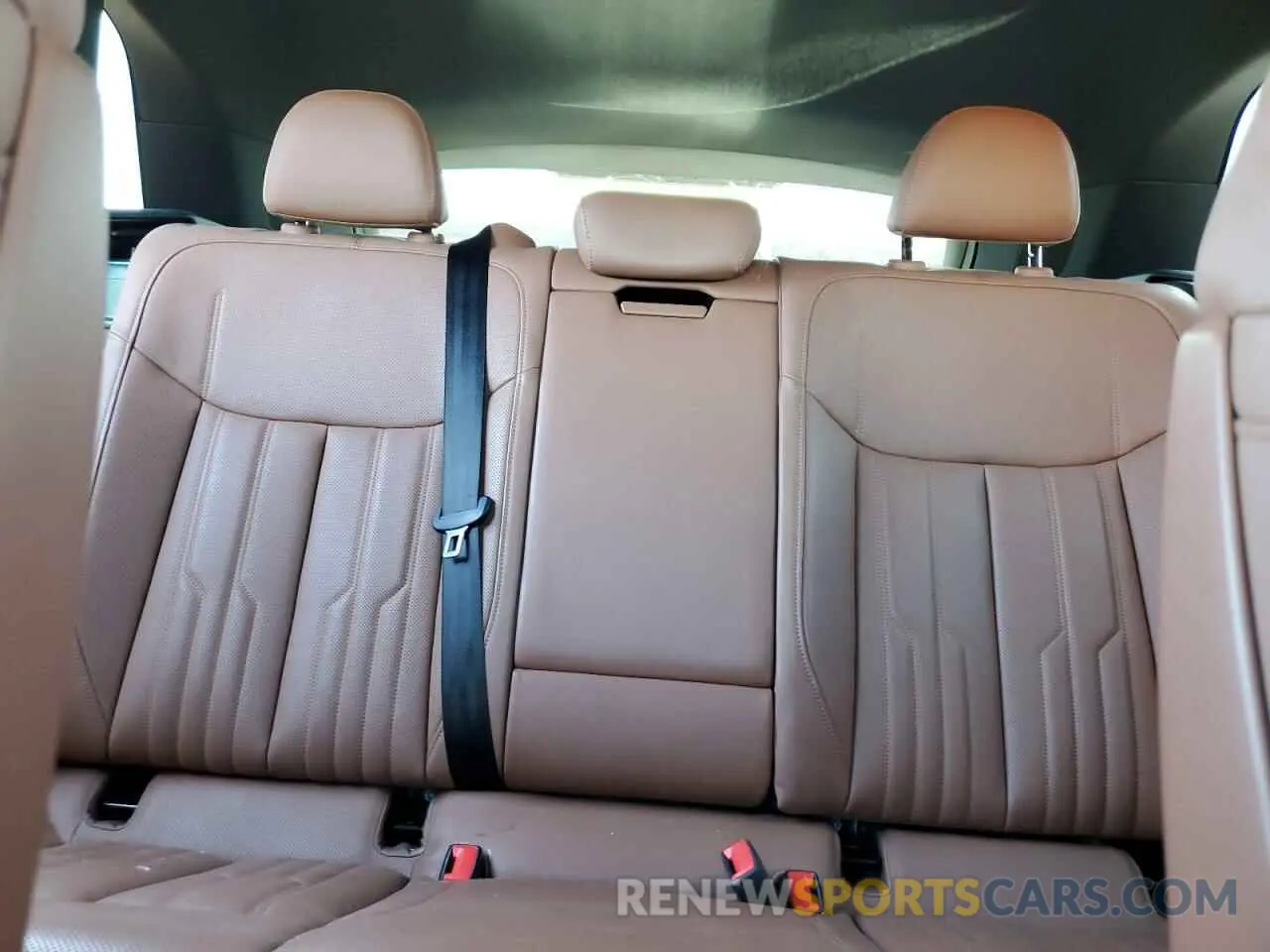 10 Фотография поврежденного автомобиля WA1VABGE3KB021636 AUDI E-TRON 2019