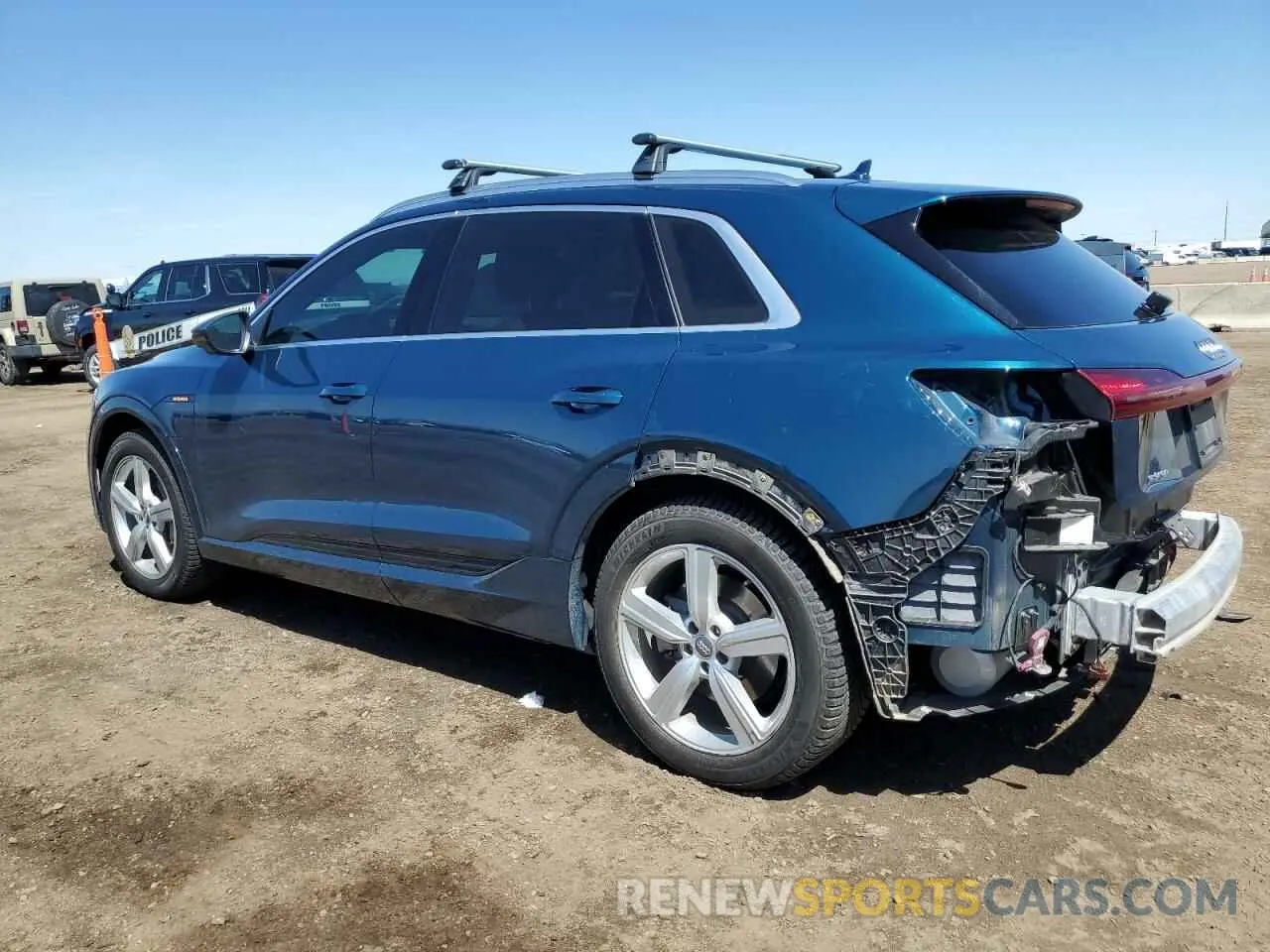 2 Фотография поврежденного автомобиля WA1VABGE3KB021636 AUDI E-TRON 2019