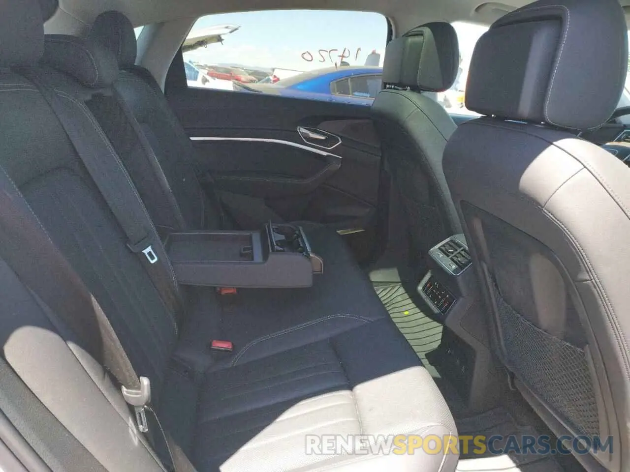 6 Фотография поврежденного автомобиля WA12ABGE6LB032103 AUDI E-TRON 2020