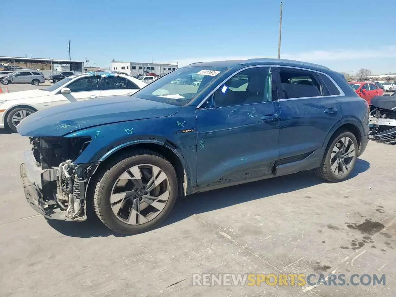 1 Фотография поврежденного автомобиля WA1LAAGE5MB030598 AUDI E-TRON 2021