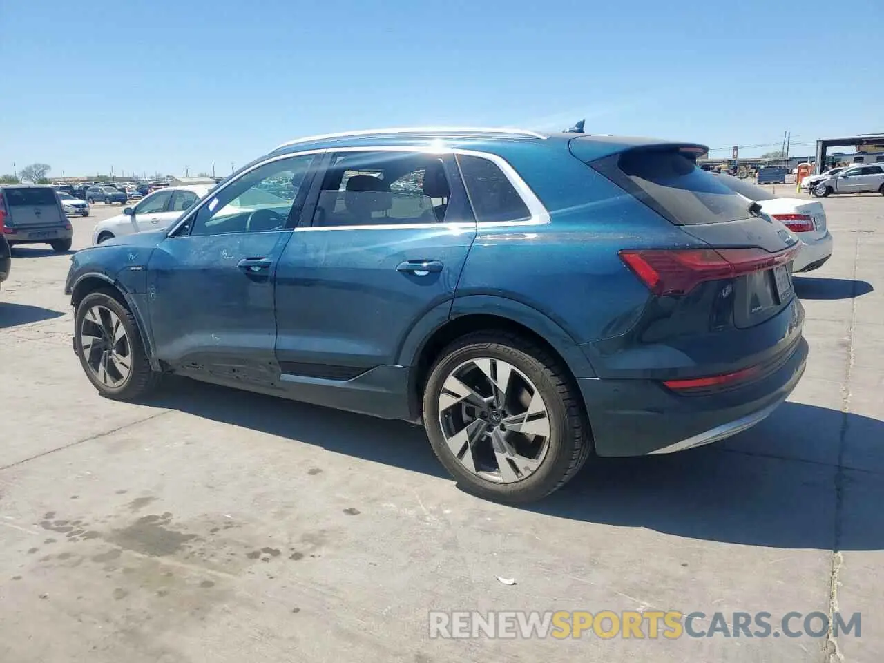 2 Фотография поврежденного автомобиля WA1LAAGE5MB030598 AUDI E-TRON 2021