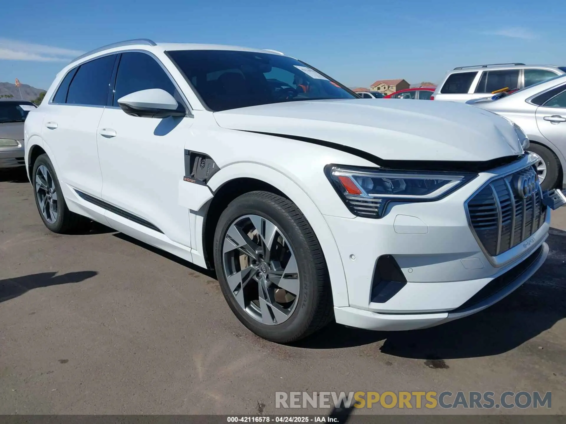 1 Фотография поврежденного автомобиля WA1LAAGE6MB002079 AUDI E-TRON 2021
