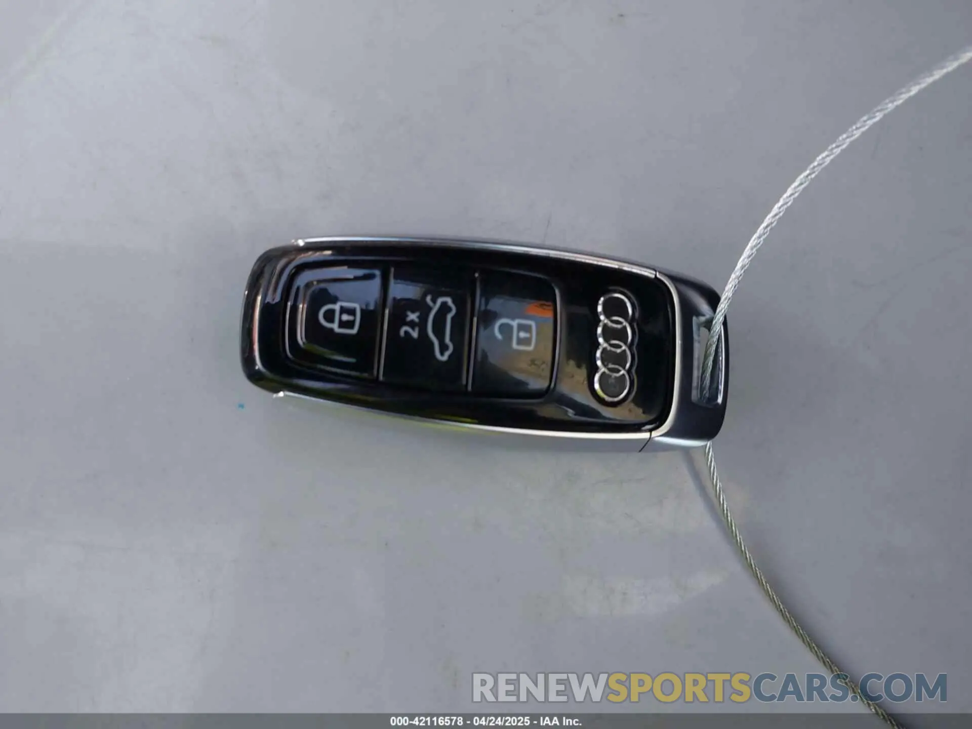 11 Фотография поврежденного автомобиля WA1LAAGE6MB002079 AUDI E-TRON 2021