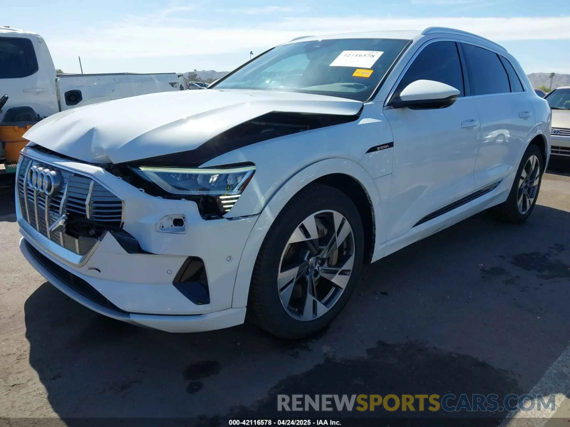 19 Фотография поврежденного автомобиля WA1LAAGE6MB002079 AUDI E-TRON 2021