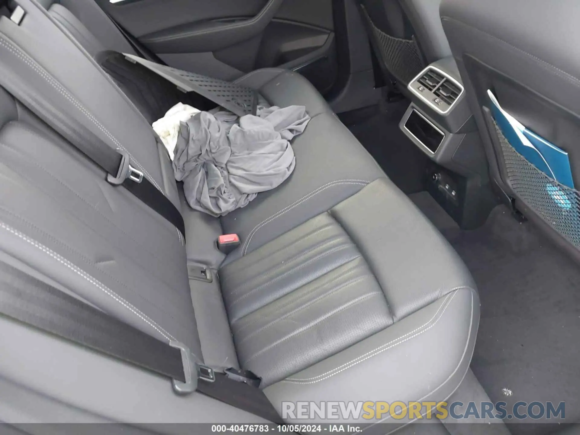 8 Photograph of a damaged car WA1LAAGE7MB010868 AUDI E-TRON 2021