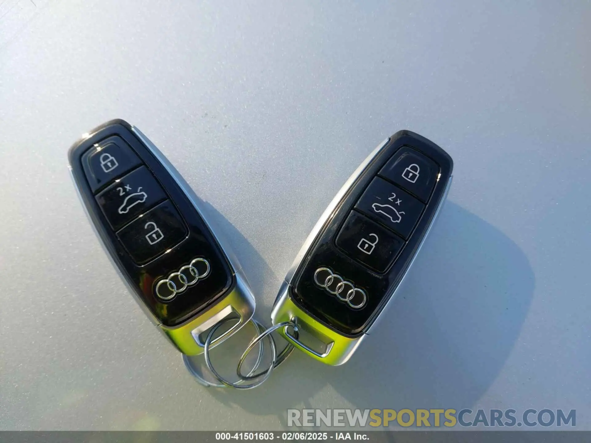 11 Фотография поврежденного автомобиля WA1LAAGE9MB002545 AUDI E-TRON 2021