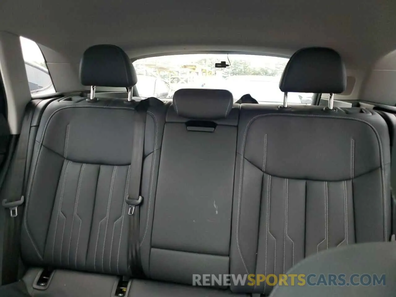 10 Photograph of a damaged car WA1VAAGE2MB004310 AUDI E-TRON 2021