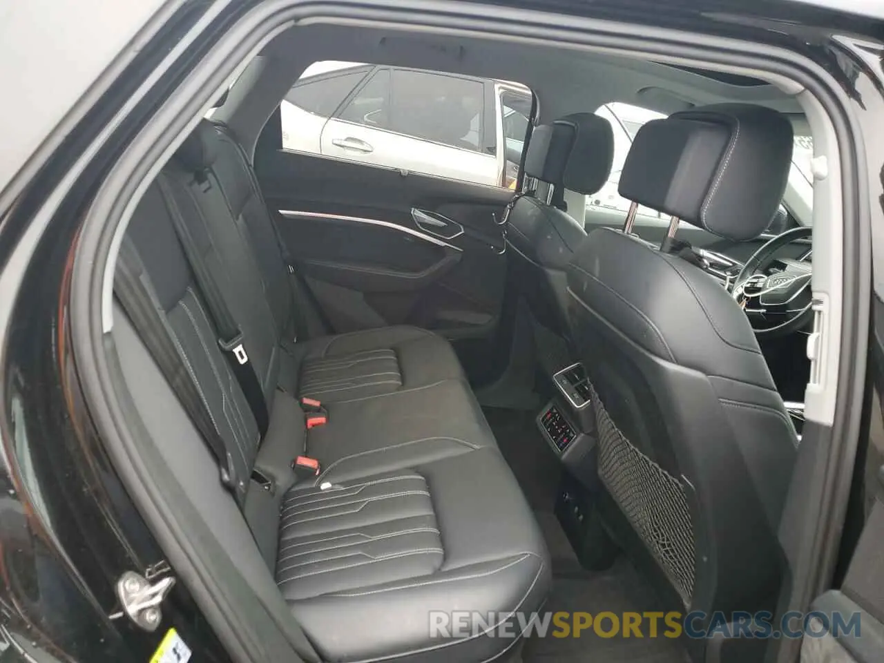 11 Photograph of a damaged car WA1VAAGE2MB004310 AUDI E-TRON 2021