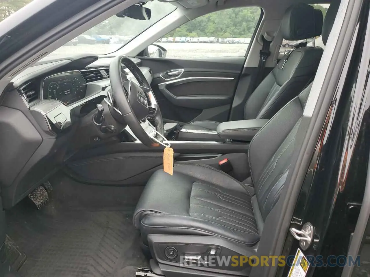 7 Photograph of a damaged car WA1VAAGE2MB004310 AUDI E-TRON 2021