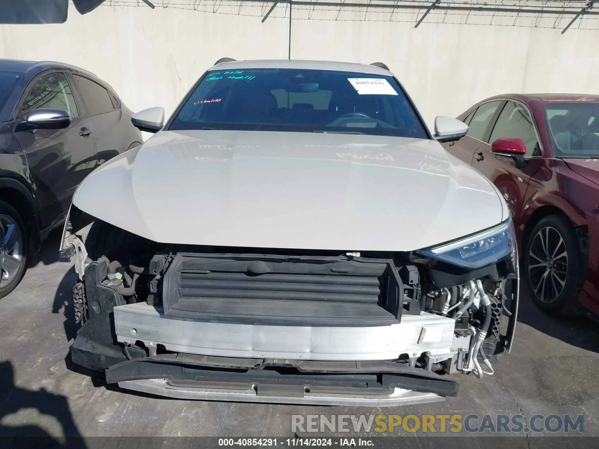 12 Фотография поврежденного автомобиля WA1VAAGE8MB014744 AUDI E-TRON 2021