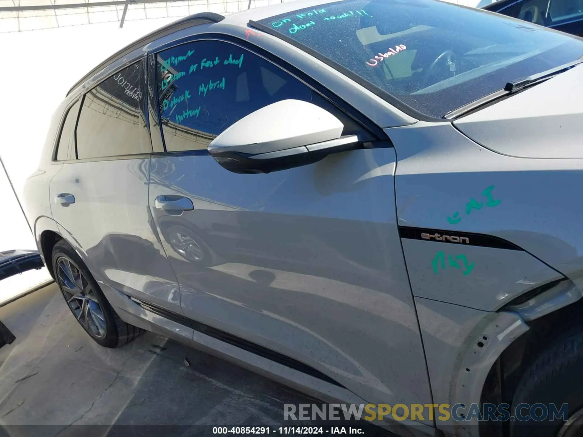 13 Фотография поврежденного автомобиля WA1VAAGE8MB014744 AUDI E-TRON 2021