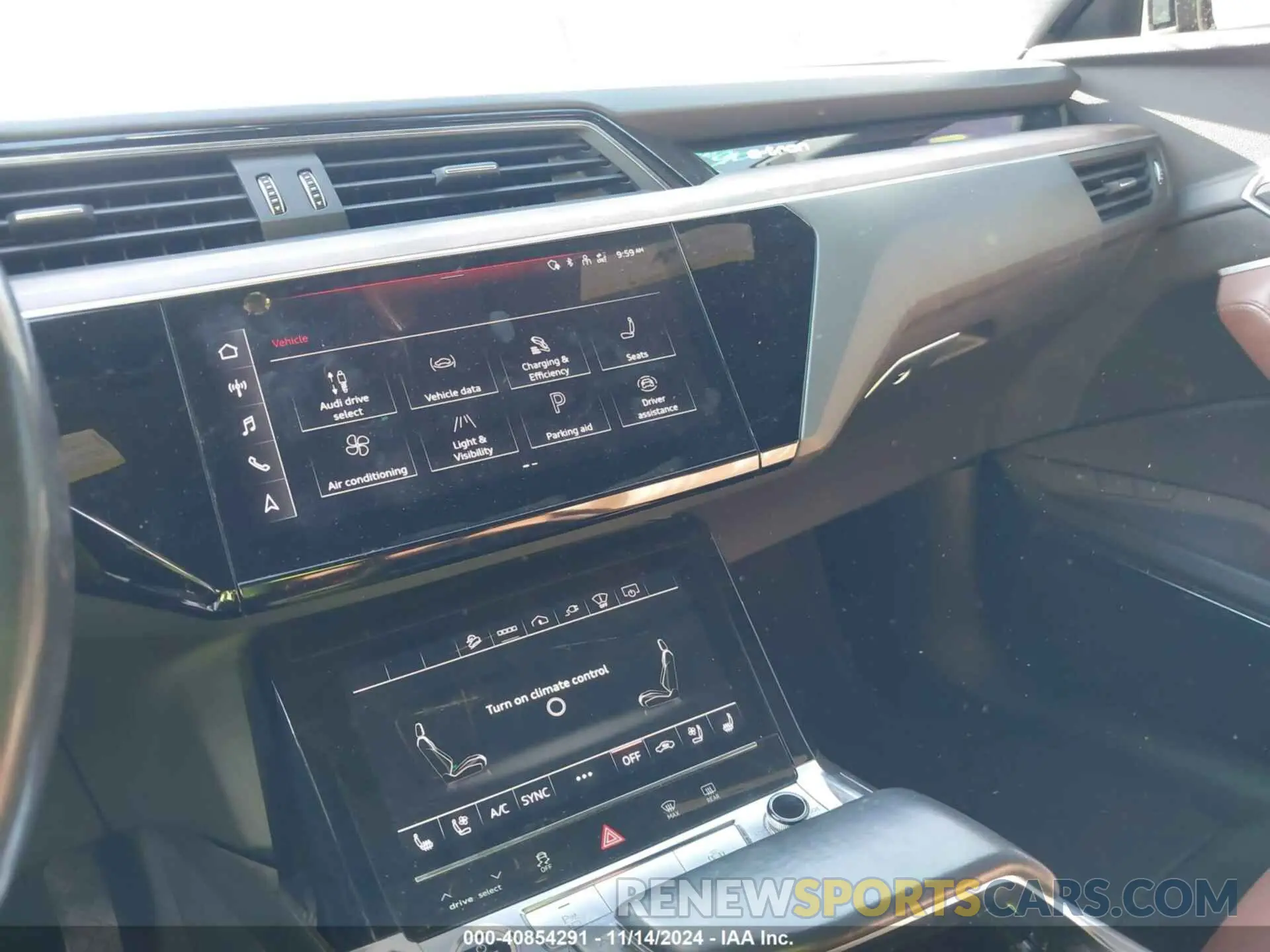 18 Фотография поврежденного автомобиля WA1VAAGE8MB014744 AUDI E-TRON 2021
