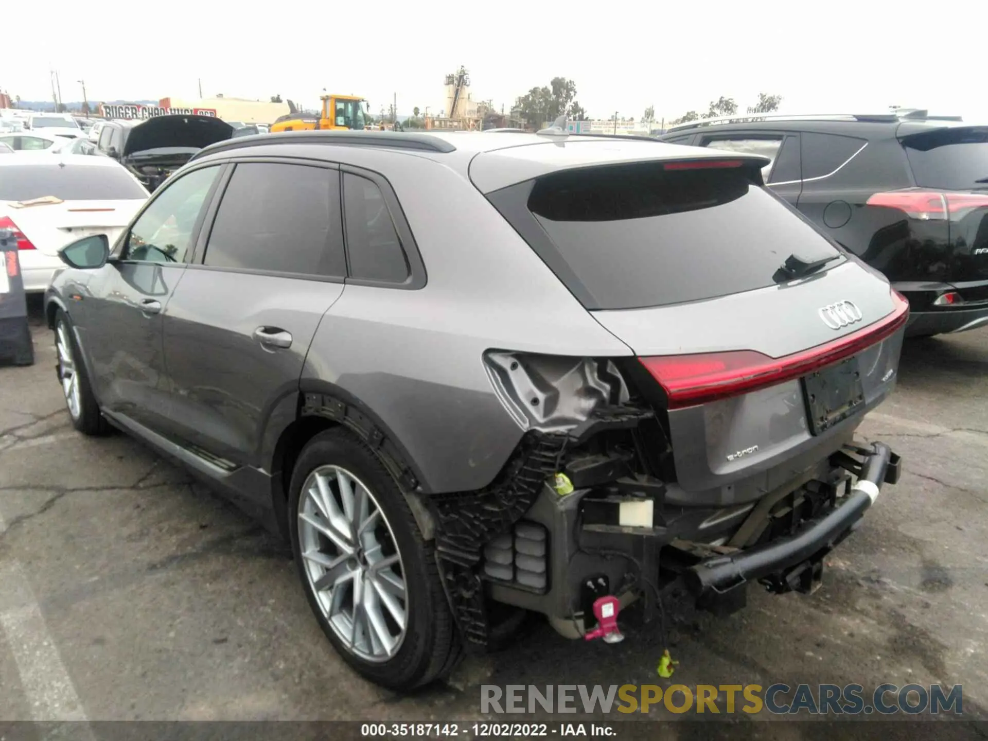 3 Фотография поврежденного автомобиля WA1VABGE6MB030771 AUDI E-TRON 2021
