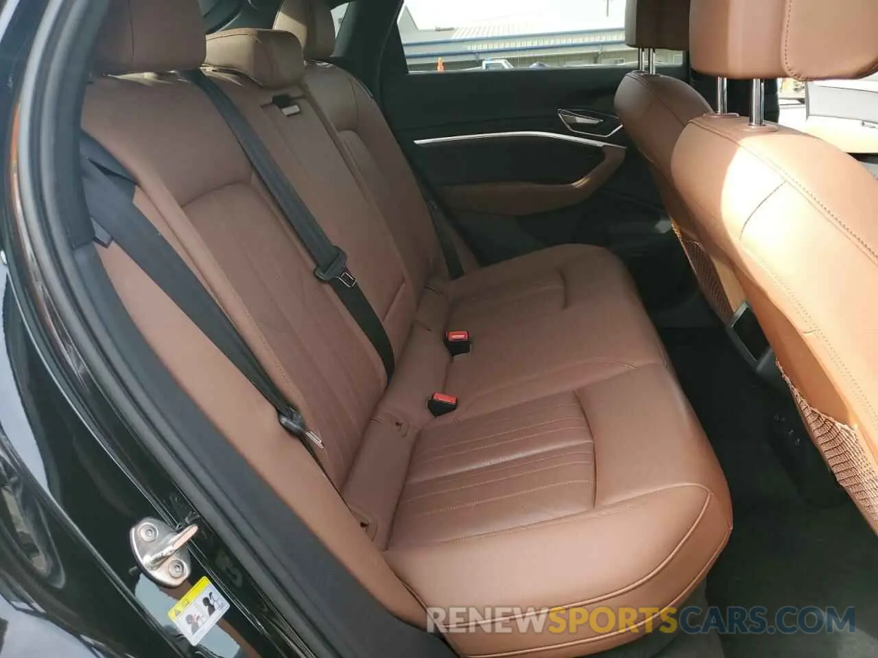 10 Фотография поврежденного автомобиля WA11AAGEXNB019590 AUDI E-TRON 2022